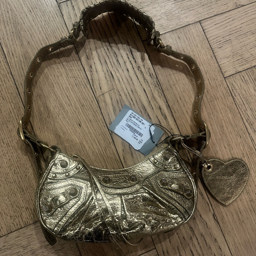 NWT Balenciaga Metallic Gold Le Cagole xs